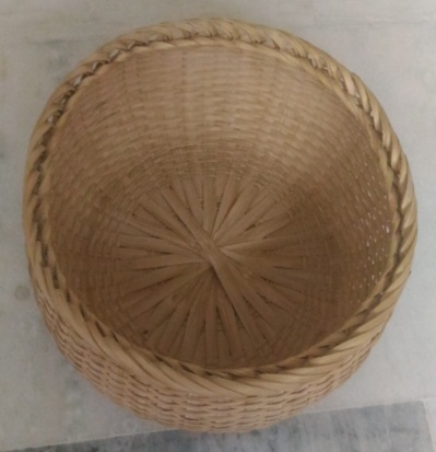 Fruit Basket with handle (Bamboo)